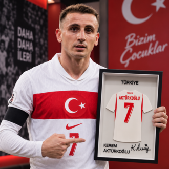 Kerem Aktürkoğlu - Türkiye Milli Takım - İmzalı Forma Çerçevesi
