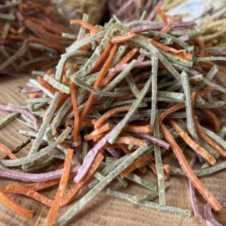 Ev Yapımı Sebzeli Erişte (1 Kg)