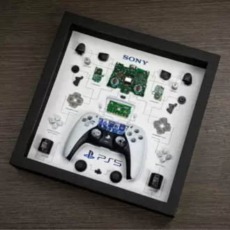 Sony PS5 DualSense Controller – Parçalanmış Tasarım Çerçeveli Duvar Tablosu
