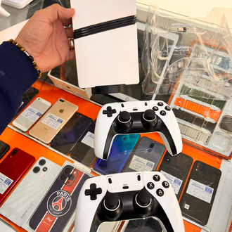 Ps5 pro 30.000 adet güncel oyun 4k kalitesinde kasma donma yok