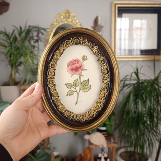 Güllü Oval Çerçevede Şukufe