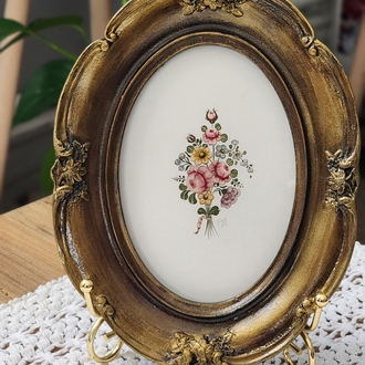 oval çerçeve rokoko gül buketi