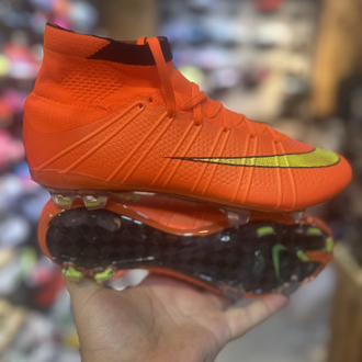 Mercurial CR7