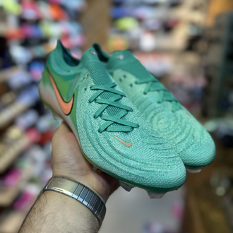 Luna Green 2