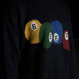 8Ball Print | Triko Kazak
