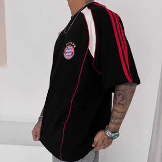 BAYERN MÜNİH RETRO OVERSİZE T-SHİRT SİYAH