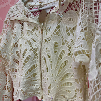 Dantel crop ceket