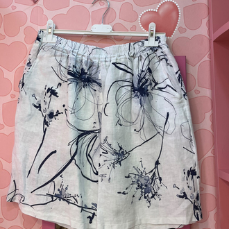 Yaprak desen şortlu takım