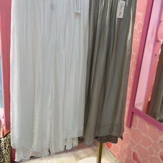Dantel detaylı ipek pantolon