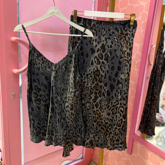 Leopar saten takım