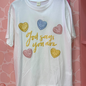 Payetli kalpli ve yazılı tshirt