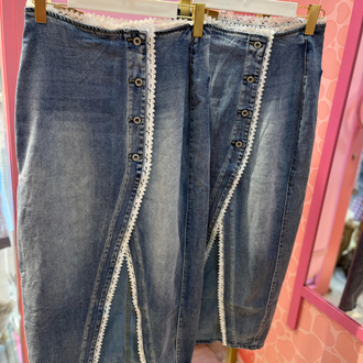 Dantel detaylı denim etek