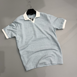 Açık mavi polo yaka