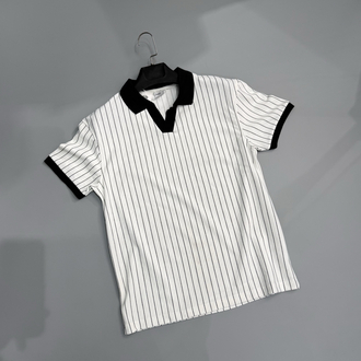 Beyaz siyah polo yaka 