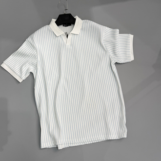 Ekru mavi polo yaka 