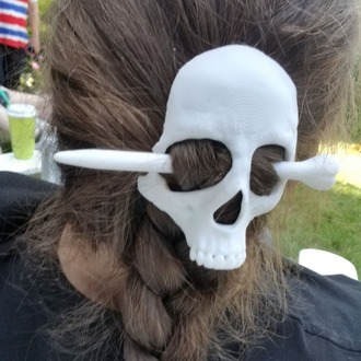 İnsan Kafatası Temalı Gotik Saç Tokası