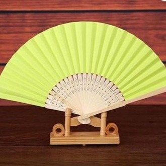 Berg - Bambu Kağıt Yelpaze 12 adet Limon Yeşili