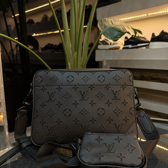 Louis Vuitton Askılı Çanta