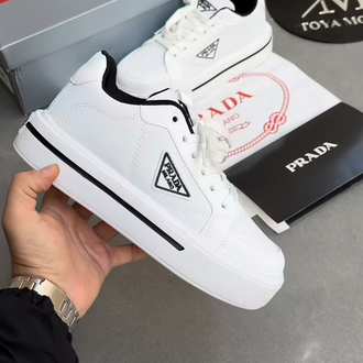 Prada Yeni Sezon