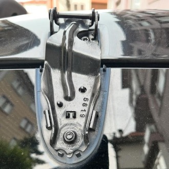 Jeep Liberty 2002-2007 Bagaj Menteşe Kapağı
