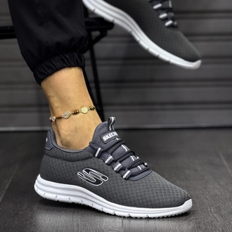 SKECHERS