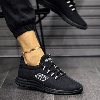 SKECHERS