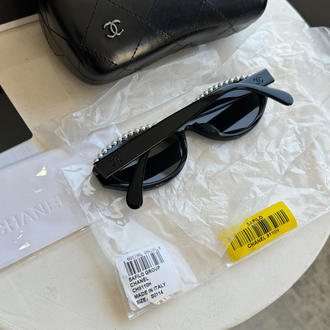 Chanel Oval İnci Detaylı Güneş Gözlüğü 