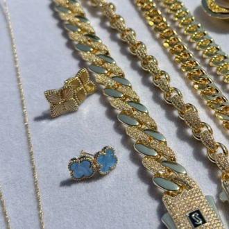 Minimal Mavi Yonca 14K Küpe