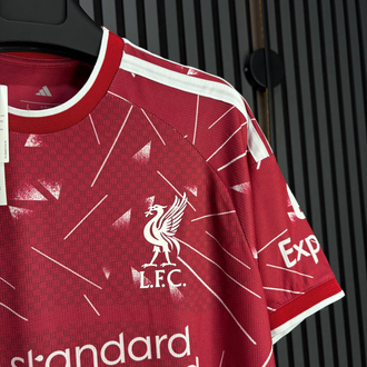 SZOBOSZLAI #8 -Liverpool 2026/27 İç Saha Forması