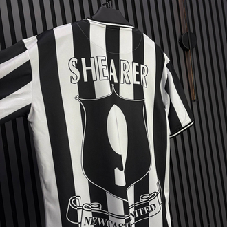 Alan Shearer #9 Newcastle United Retro Forma
