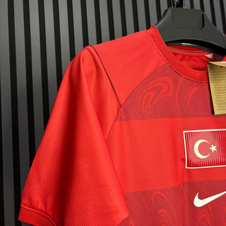 İsimsiz-Türkiye Milli Takım Forması