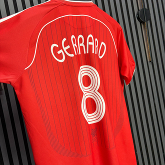 GERRARD #8 Liverpool Retro Forma – Carlsberg Sponsor (Klasik Dönem)