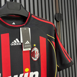 İsimsiz AC Milan Retro Forma – Bwin Sponsor