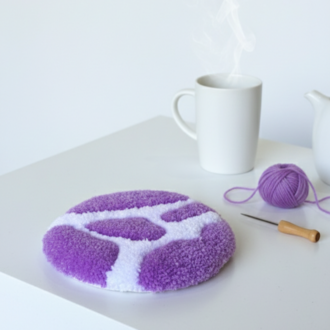 El Yapımı Mor İnek Desenli Yuvarlak Tufting Dekor (10 cm)
