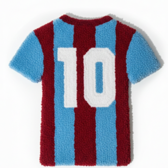 Kişiye Özel Trabzonspor Forma Tufting Halı – İsim & Numara Özelleştirilebilir (60 cm)