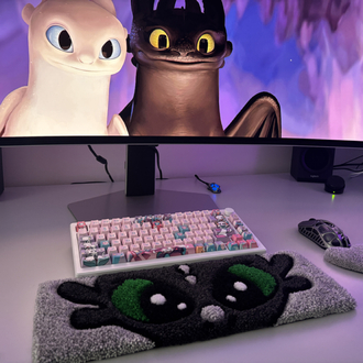 Toothless Keyboard Rug
