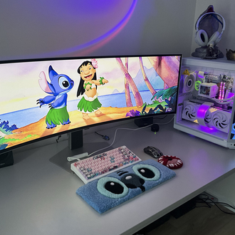 Stitch keyboard rug