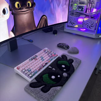 Toothless Keyboard Rug