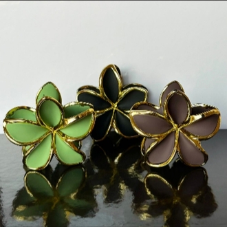 Siyah Lotus Toka