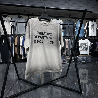 CREATIVE DEPARTMENT – Ekru Pistole Sprey Ön Baskı Oversize T-Shirt