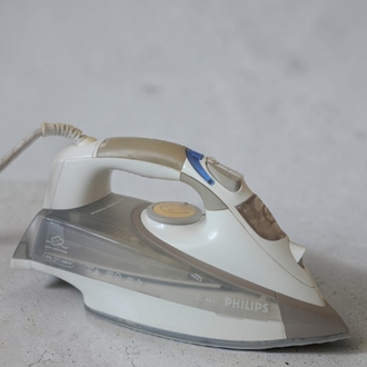 Philips Azur GC4440 Buharlı Ütü