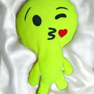 Öpücük Emoji Adam Peluş Oyuncak