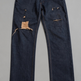 Rahat Kesim Yırtık Denim Jean 
