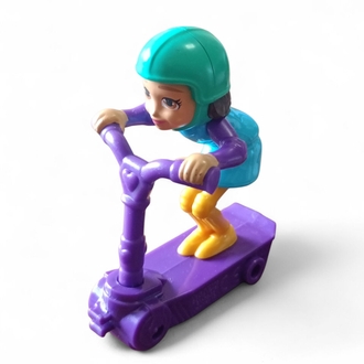 Polly Pocket Scooterlu Kız Figürü