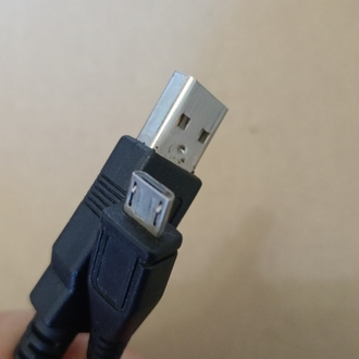 Reeder Siyah USB Telefon Şarj Kablosu