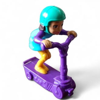Polly Pocket Scooterlu Kız Figürü