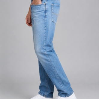 Açık Mavi Rahat Kesim Denim Jean 