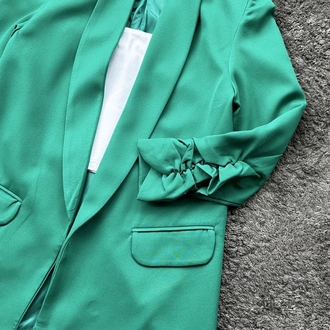 Şal Yaka Büzgü Kol Blazer Ceket