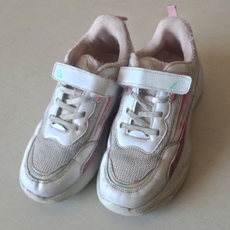 Pembe ve Beyaz Renk Sneaker Ayakkabı