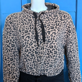 Kapüşonlu Leopar Desenli Sweatshirt